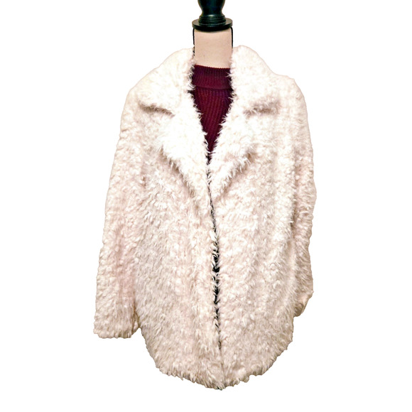 Thread and Supply Fluffy Cream Jacket Coat with Pockets Size M Boho - Picture 3 of 11